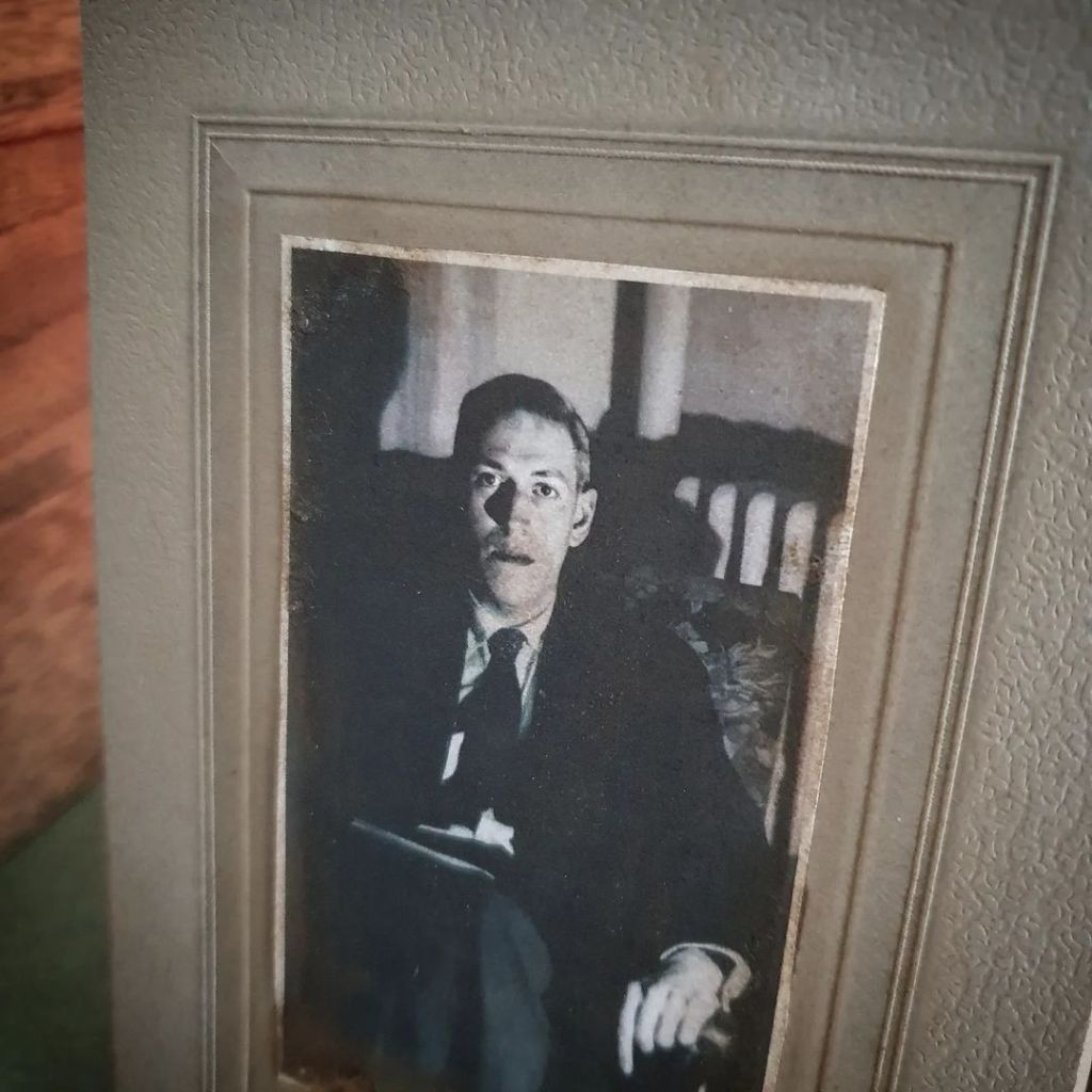 Les heures que je passe chez moi sont emplies de terreurs & de merveilles !